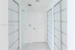 333 NE 24th St, Miami, FL 33137 - Photo 12