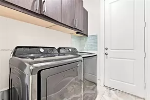 2885 41st Ave NE, Other City - In The State Of Florida, FL 34120 - Photo 24