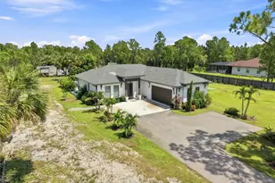 2885 41st Ave NE, Other City - In The State Of Florida, FL 34120 - Photo 36