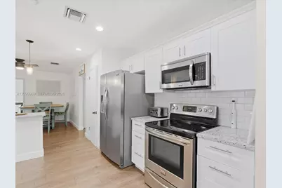 5740 SW 8th St, Plantation, FL 33317 - Photo 10