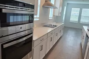 17837 Grassybend Loop, Other City - In The State Of Florida, FL 34638 - Photo 6