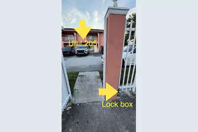 5800 W 18th Ln #205, Hialeah, FL 33012 - Photo 12