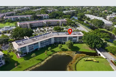 3205 Portofino Pt #D4, Coconut Creek, FL 33066 - Photo 2