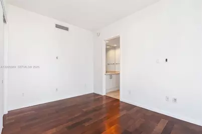 5959 Collins Ave #1101, Miami Beach, FL 33140 - Photo 18