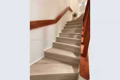 5600 NW 6th St #29, Miami, FL 33126 - Photo 6