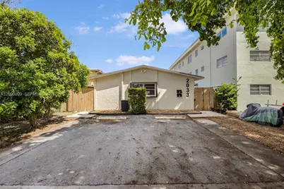 2033 Dewey St, Hollywood, FL 33020 - Photo 4