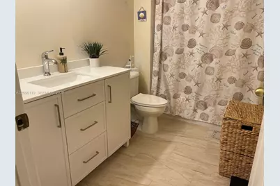 655 SW 111th Way #104, Pembroke Pines, FL 33025 - Photo 4