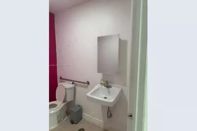 4713 N University Dr, Lauderhill, FL 33351 - Photo 4