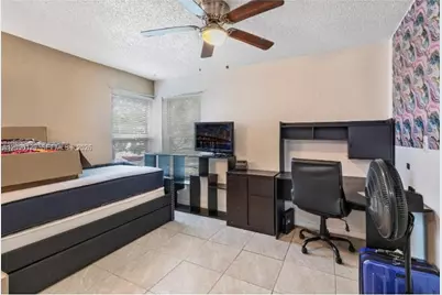 281 SW 83rd Ave, North Lauderdale, FL 33068 - Photo 18