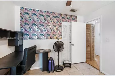 281 SW 83rd Ave, North Lauderdale, FL 33068 - Photo 22