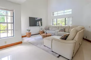 4671 SW 155th Pl, Miami, FL 33185 - Photo 4