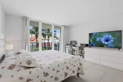 1155 Brickell Bay Dr #704, Miami, FL 33131 - Photo 10