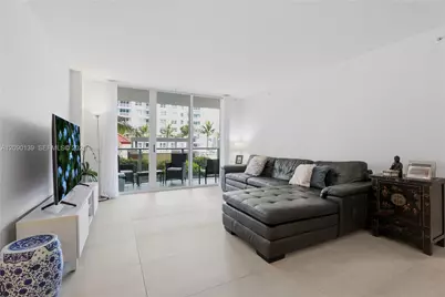 1155 Brickell Bay Dr #704, Miami, FL 33131 - Photo 8