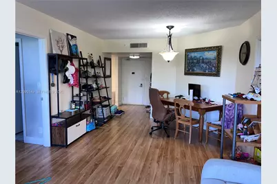 20379 W Country Club Dr #332, Aventura, FL 33180 - Photo 4