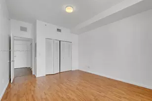 1350 NW 8th Ct, Miami, FL 33136 - Photo 10