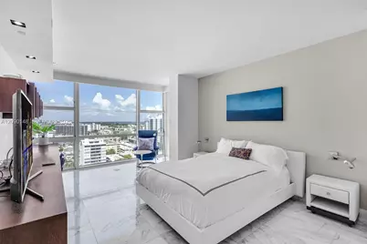 6801 Collins Ave #LPH12 (Door LPH01), Miami Beach, FL 33141 - Photo 12