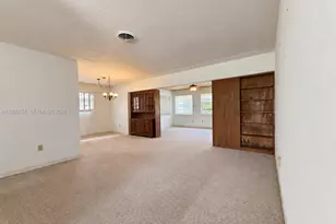949 NW 9th St, Homestead, FL 33030 - Photo 6