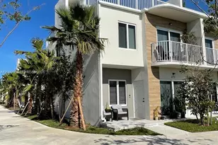 25731 SW 144th Ave, Homestead, FL 33032 - Photo 2