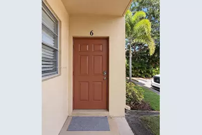 2600 S Kanner Hwy #x6, Stuart, FL 34994 - Photo 1