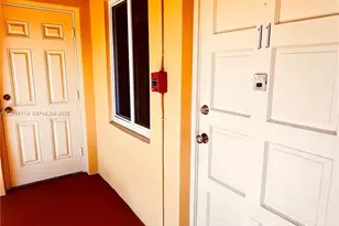 1733 Mayo St, Hollywood, FL 33020 - Photo 6