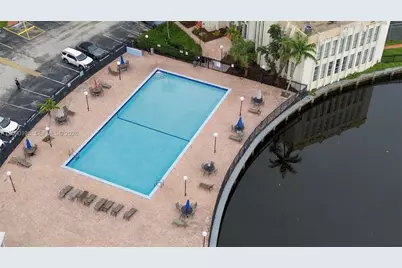 801 Three Islands Blvd #120, Hallandale Beach, FL 33009 - Photo 2