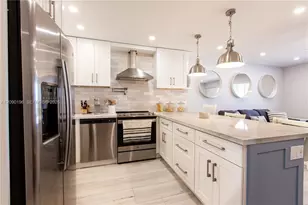 300 Oregon St, Hollywood, FL 33019 - Photo 8