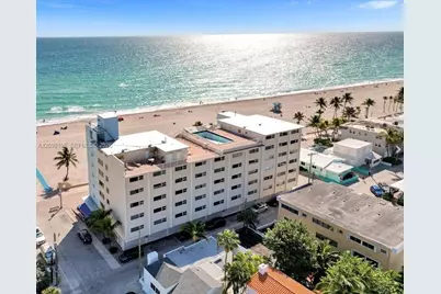300 Oregon St #204, Hollywood, FL 33019 - Photo 4