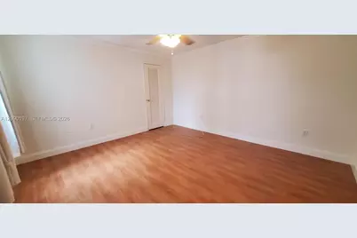 17800 Atlantic Blvd #307, Sunny Isles Beach, FL 33160 - Photo 12