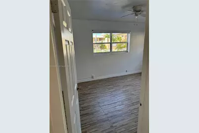 1765 Venice Ln #4E, North Miami, FL 33181 - Photo 8