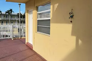 1765 Venice Ln, North Miami, FL 33181 - Photo 36