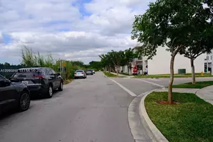 25731 SW 144th Ave, Homestead, FL 33032 - Photo 2