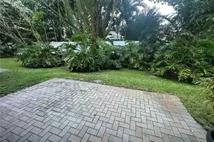 4745 N Grand Cypress Cir N, Coconut Creek, FL 33073 - Photo 10
