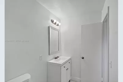 458 SW 9th St #2, Miami, FL 33130 - Photo 12