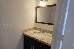 [Address not provided], Pembroke Pines, FL 33026 - Photo 12