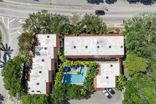 515 NE 38th St, Miami, FL 33137 - Photo 32