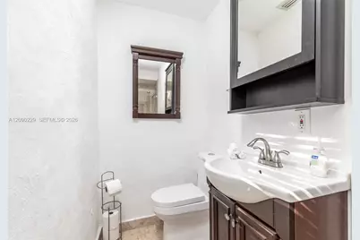 137 NE 47th St, Miami, FL 33137 - Photo 20