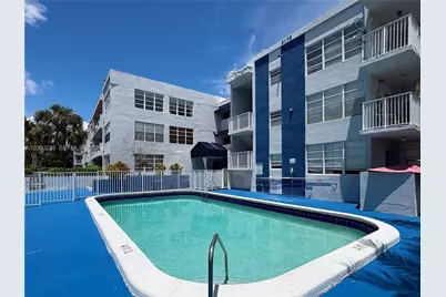 2175 NE 170th St #104, North Miami Beach, FL 33162 - Photo 20