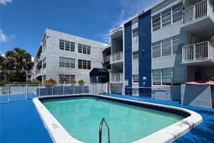 2175 NE 170th St, North Miami Beach, FL 33162 - Photo 20