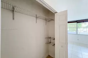 2175 NE 170th St, North Miami Beach, FL 33162 - Photo 14