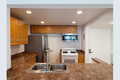 2175 NE 170th St #104, North Miami Beach, FL 33162 - Photo 8
