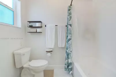4241 NE 16th St, Homestead, FL 33033 - Photo 22