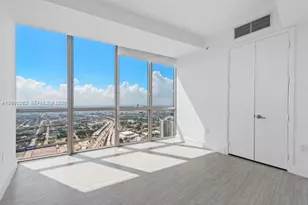 1100 Biscayne Blvd, Miami, FL 33132 - Photo 16