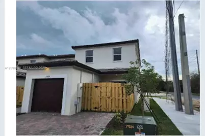 12891 SW 243rd Ter, Homestead, FL 33032 - Photo 2