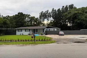 1395 34th Ave, Vero Beach, FL 32960 - Photo 1