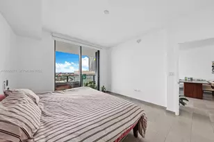 88 SW 7th St, Miami, FL 33130 - Photo 16