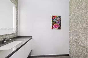 88 SW 7th St, Miami, FL 33130 - Photo 18