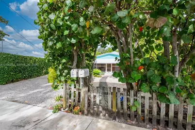 2967 SW 21st St #G, Miami, FL 33145 - Photo 20