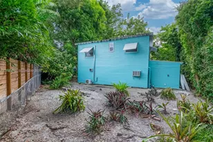 2967 SW 21st St, Miami, FL 33145 - Photo 14