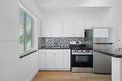 272 NE 53rd St #4, Miami, FL 33137 - Photo 10