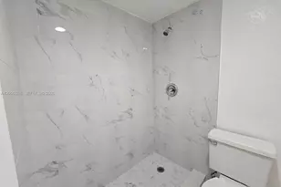 6961 W 14th Ct, Hialeah, FL 33014 - Photo 10